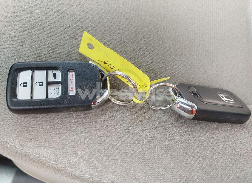 Photo 11 of 2021 Honda Pilot AWD EX (VIN 5FNYF6H33MB080131)