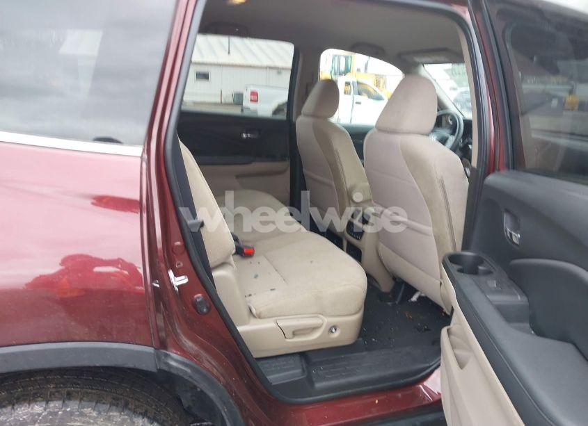 Photo 8 of 2021 Honda Pilot AWD EX (VIN 5FNYF6H33MB080131)