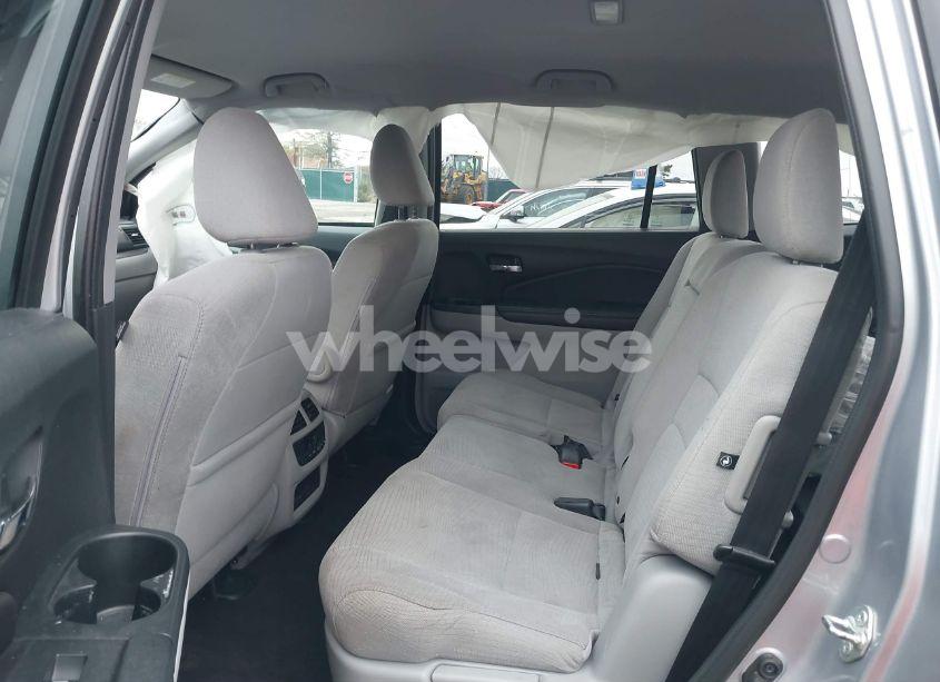 Photo 8 of 2016 Honda Pilot EX (VIN 5FNYF6H34GB013011)