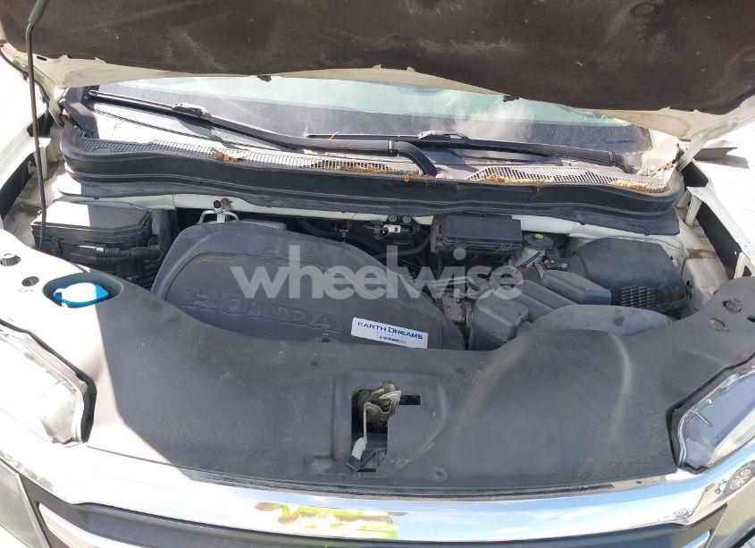 Photo 10 of 2016 Honda Pilot EX (VIN 5FNYF6H34GB026101)