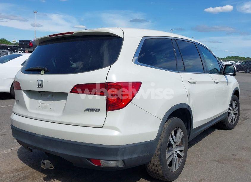 Photo 4 of 2016 Honda Pilot EX (VIN 5FNYF6H34GB026101)