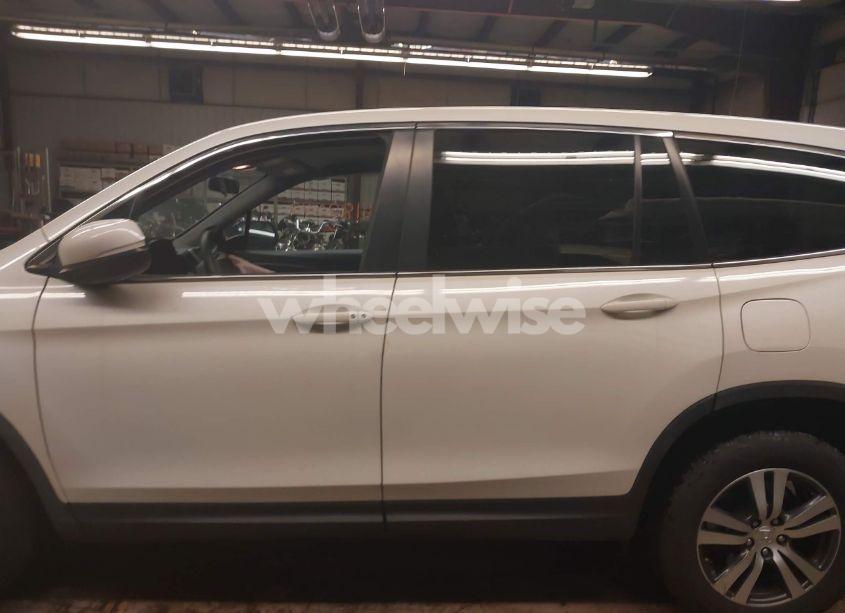 Photo 14 of 2018 Honda Pilot EX (VIN 5FNYF6H34JB062944)