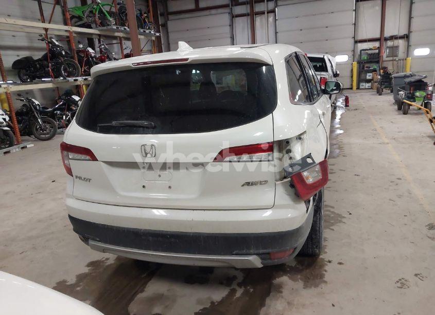 Photo 16 of 2019 Honda Pilot EX (VIN 5FNYF6H34KB062752)