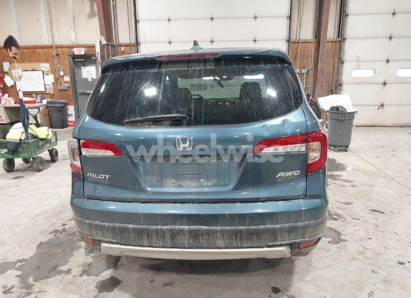Photo 16 of 2021 Honda Pilot AWD EX (VIN 5FNYF6H34MB078825)