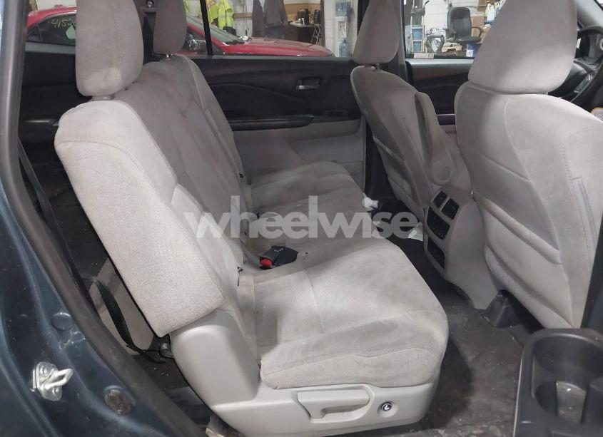 Photo 8 of 2021 Honda Pilot AWD EX (VIN 5FNYF6H34MB078825)