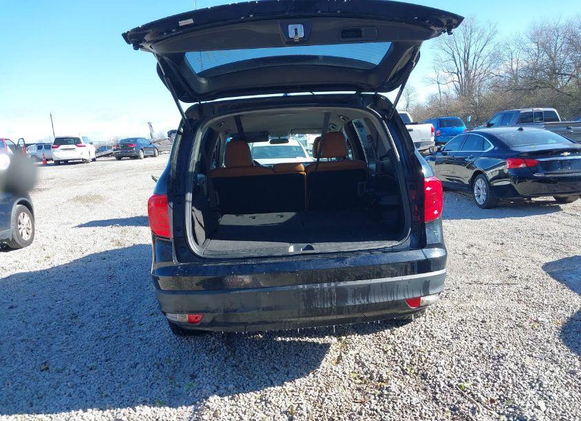 Photo 16 of 2016 Honda Pilot EX (VIN 5FNYF6H35GB040119)