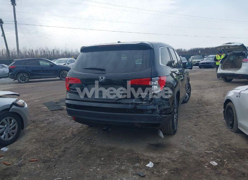Photo 16 of 2017 Honda Pilot EX (VIN 5FNYF6H35HB089810)