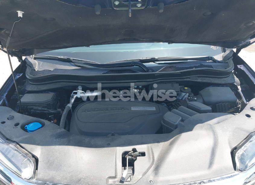 Photo 10 of 2018 Honda Pilot EX (VIN 5FNYF6H35JB063021)
