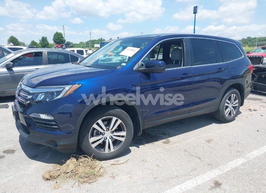 Photo 2 of 2018 Honda Pilot EX (VIN 5FNYF6H35JB063021)