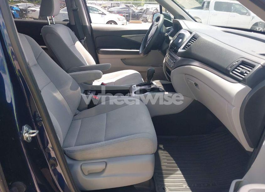 Photo 5 of 2018 Honda Pilot EX (VIN 5FNYF6H35JB063021)