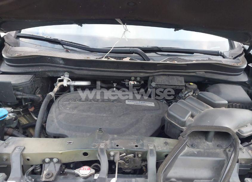 Photo 10 of 2019 Honda Pilot EX (VIN 5FNYF6H35KB060492)