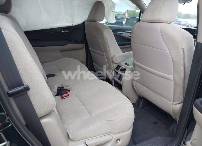 Photo 8 of 2019 Honda Pilot EX (VIN 5FNYF6H35KB060492)