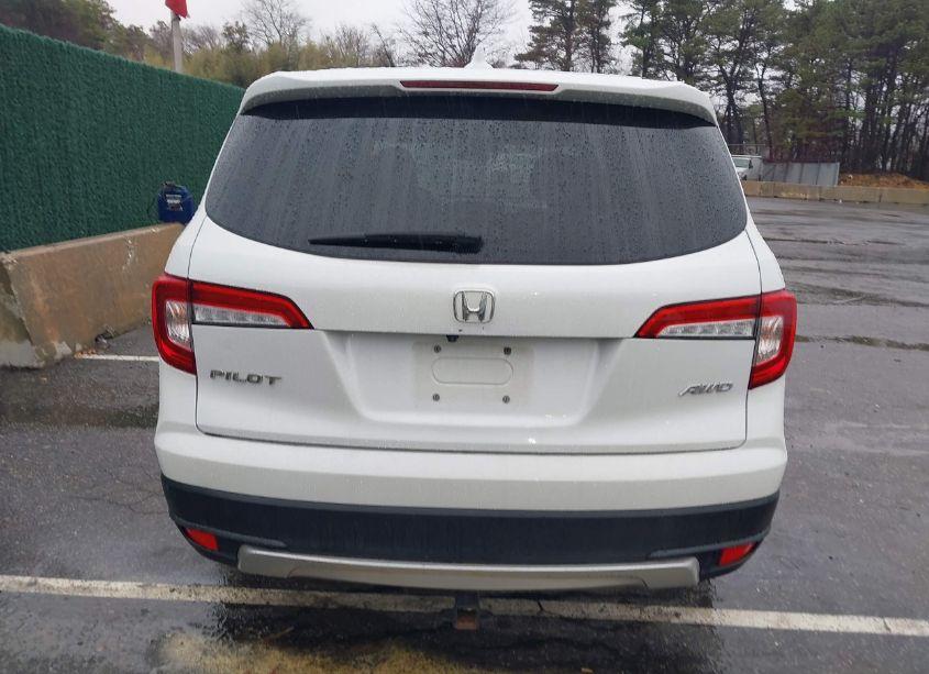 Photo 16 of 2021 Honda Pilot AWD EX (VIN 5FNYF6H35MB040391)