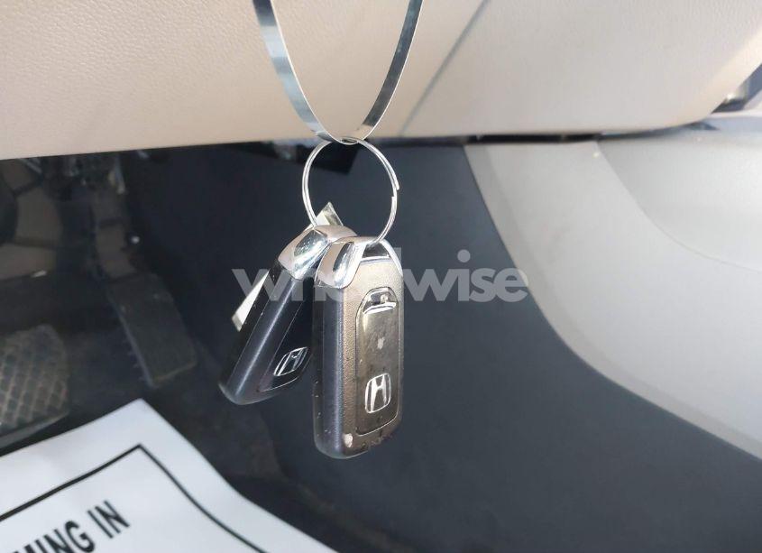 Photo 11 of 2016 Honda Pilot EX (VIN 5FNYF6H36GB041618)