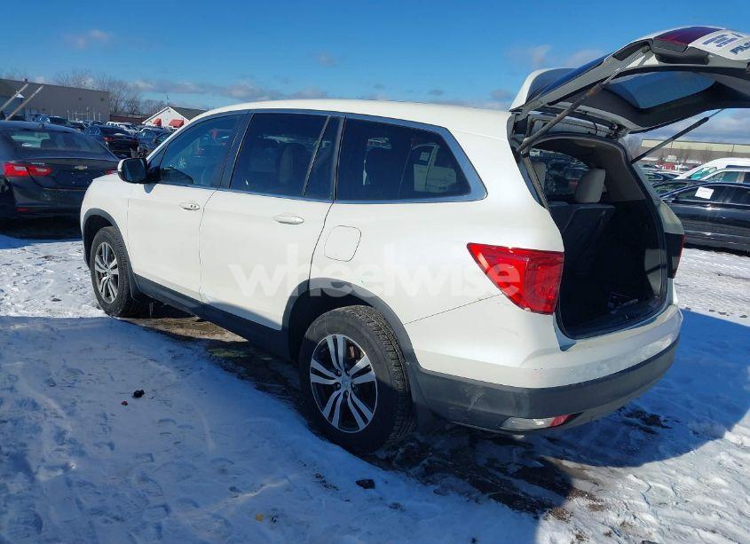 Photo 3 of 2016 Honda Pilot EX (VIN 5FNYF6H36GB041618)