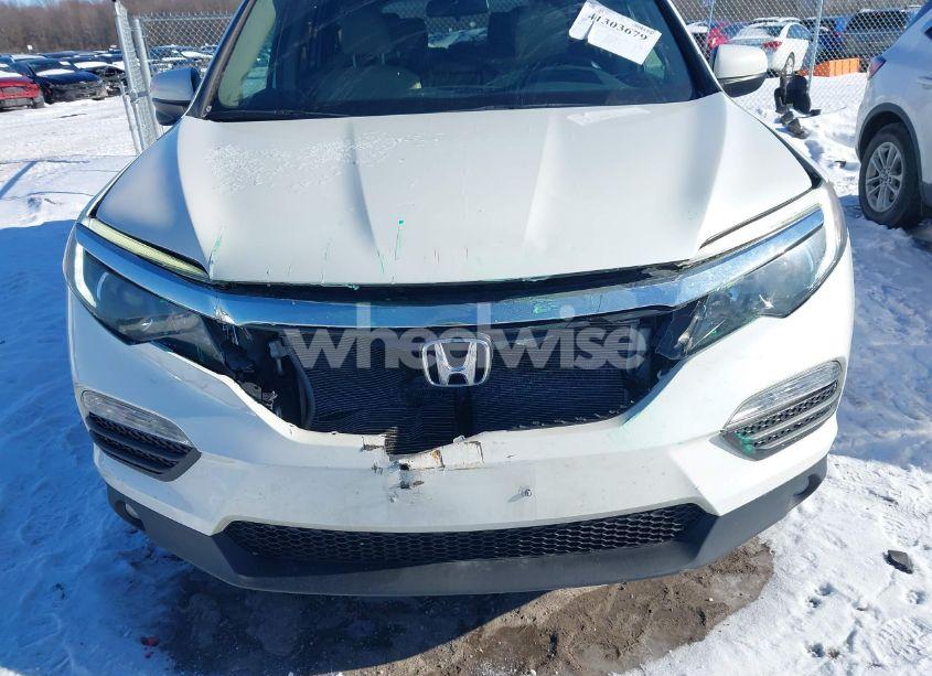 Photo 6 of 2016 Honda Pilot EX (VIN 5FNYF6H36GB041618)