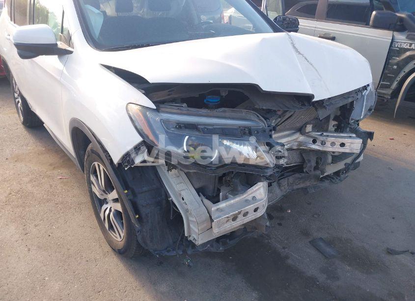 Photo 6 of 2017 Honda Pilot EX (VIN 5FNYF6H36HB013061)