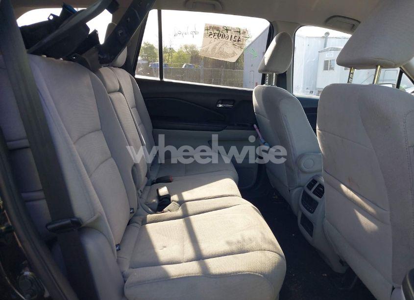 Photo 8 of 2017 Honda Pilot EX (VIN 5FNYF6H36HB034332)