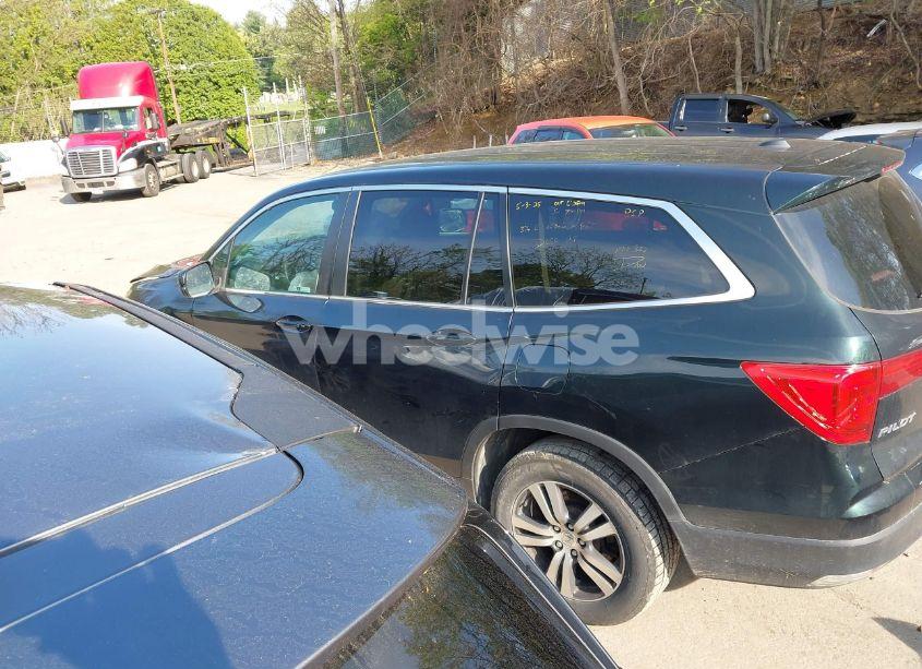 Photo 15 of 2018 Honda Pilot EX (VIN 5FNYF6H36JB016919)