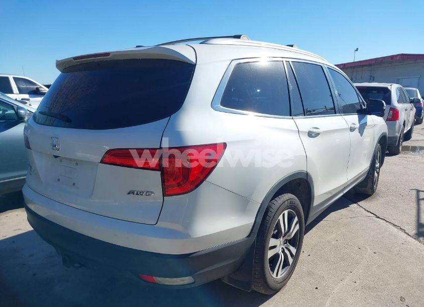 Photo 4 of 2018 Honda Pilot EX (VIN 5FNYF6H36JB036023)