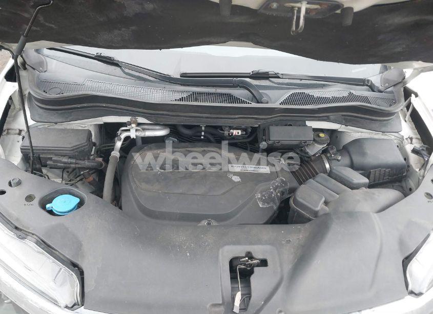 Photo 10 of 2018 Honda Pilot EX (VIN 5FNYF6H36JB073198)