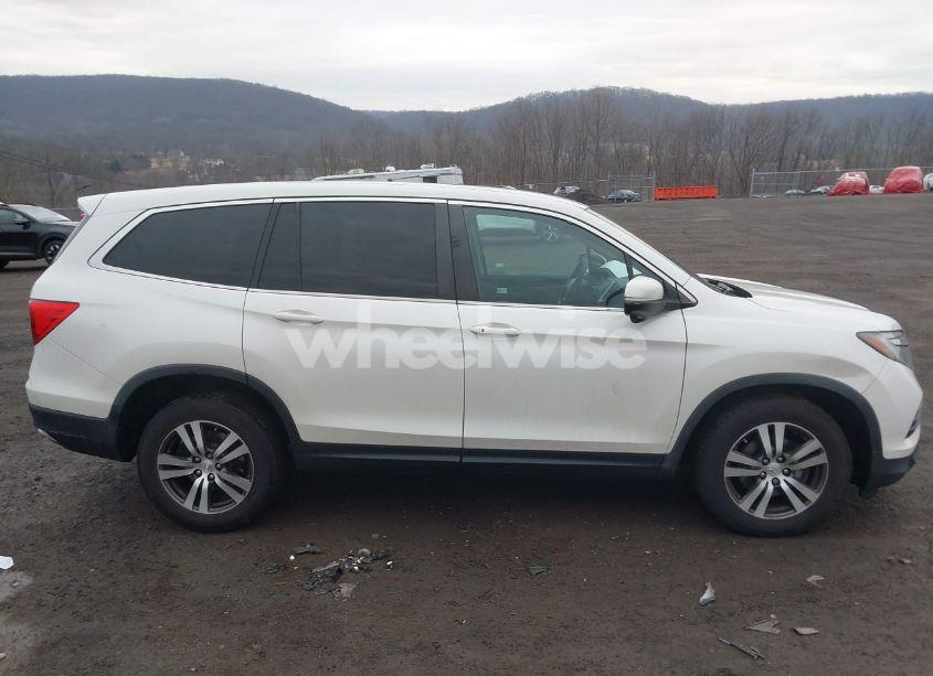 Photo 13 of 2018 Honda Pilot EX (VIN 5FNYF6H36JB073198)
