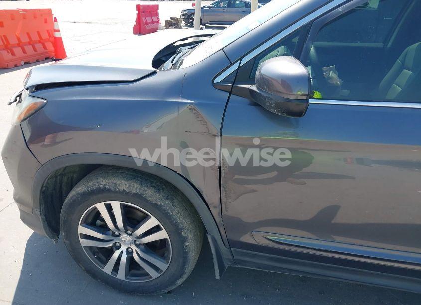 Photo 18 of 2016 Honda Pilot EX (VIN 5FNYF6H38GB049154)