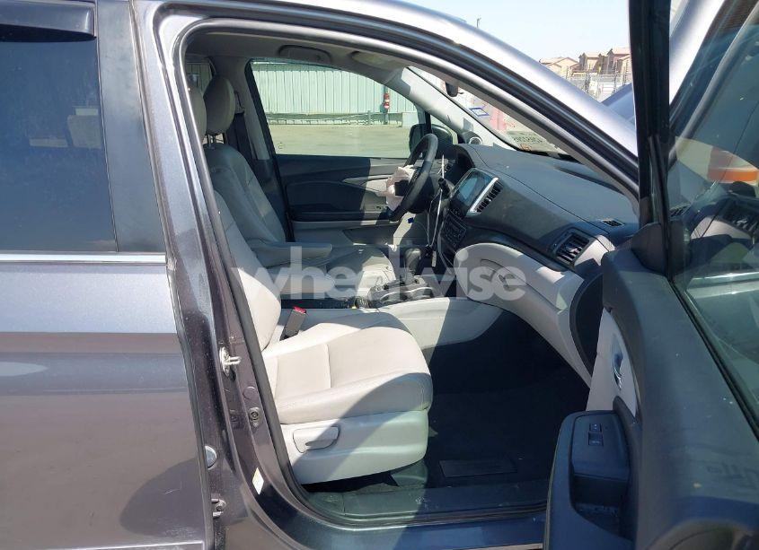 Photo 5 of 2016 Honda Pilot EX (VIN 5FNYF6H38GB049154)