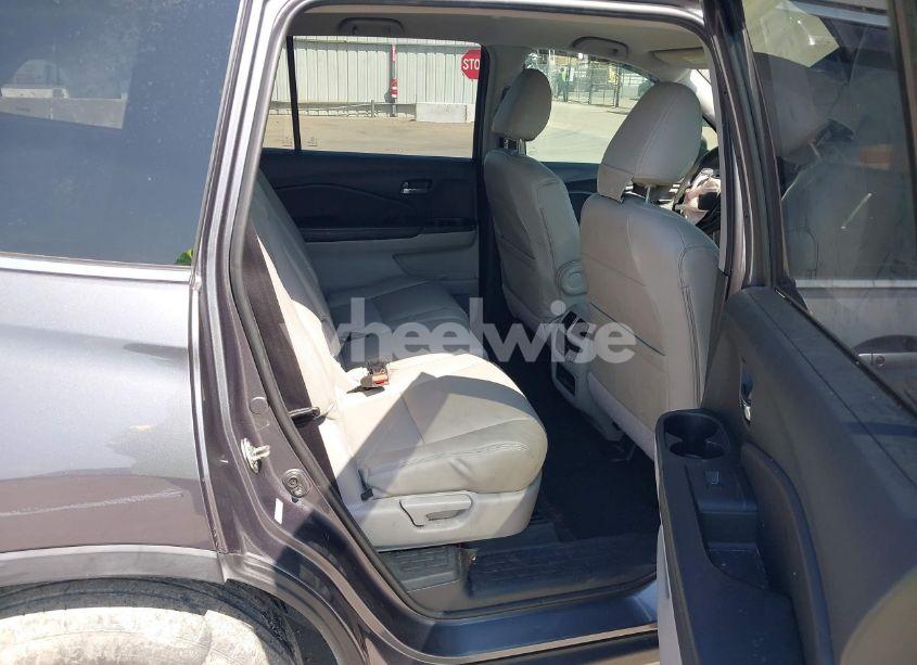 Photo 8 of 2016 Honda Pilot EX (VIN 5FNYF6H38GB049154)