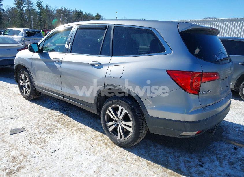 Photo 3 of 2016 Honda Pilot EX (VIN 5FNYF6H38GB098287)