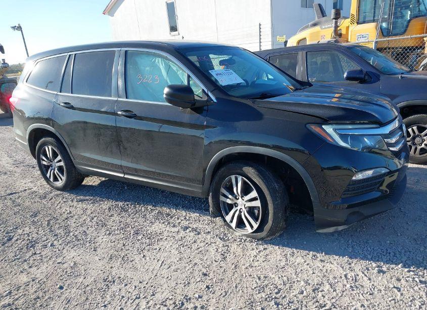 2018 Honda Pilot EX (VIN 5FNYF6H38JB034189) main photo