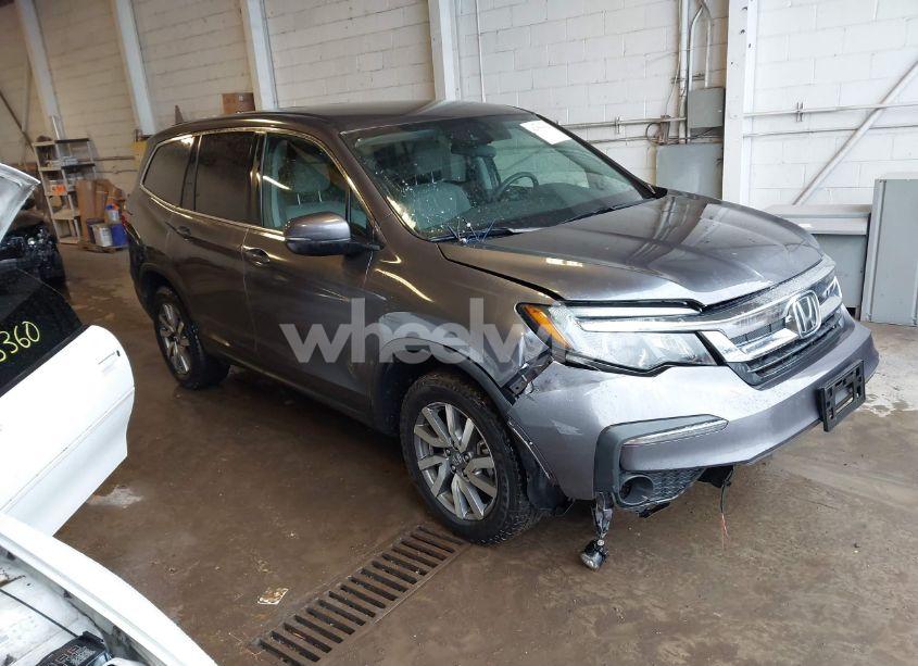 2019 Honda Pilot EX (VIN 5FNYF6H38KB015112) main photo
