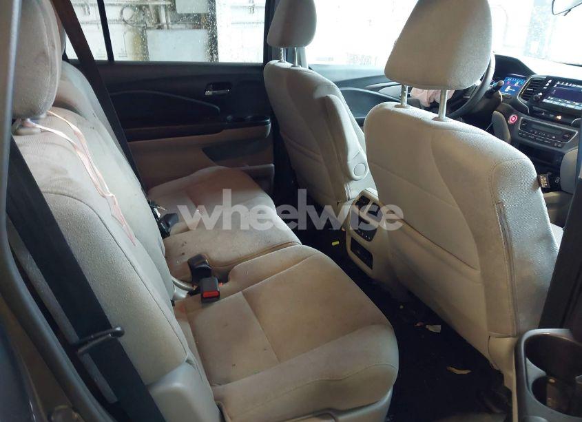 Photo 8 of 2019 Honda Pilot EX (VIN 5FNYF6H38KB015112)