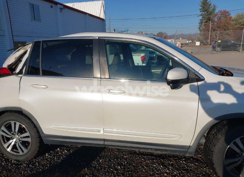 Photo 14 of 2016 Honda Pilot EX (VIN 5FNYF6H39GB003266)