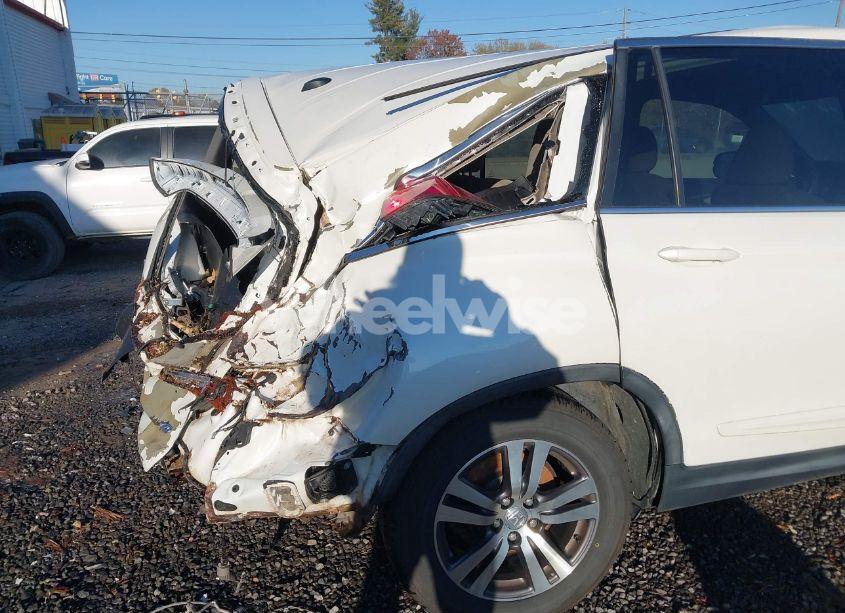 Photo 19 of 2016 Honda Pilot EX (VIN 5FNYF6H39GB003266)