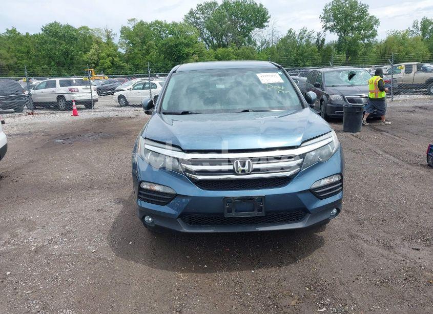 Photo 12 of 2016 Honda Pilot EX (VIN 5FNYF6H39GB095723)