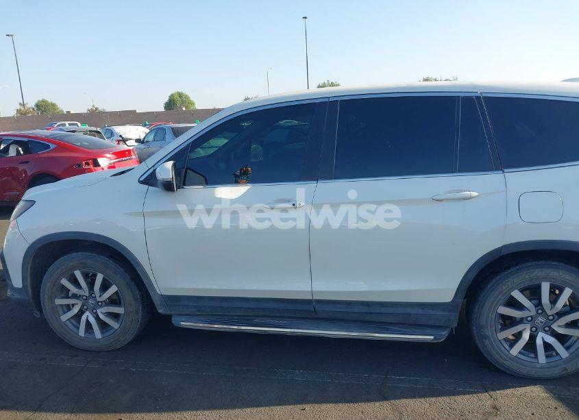 Photo 14 of 2019 Honda Pilot EX (VIN 5FNYF6H39KB036213)