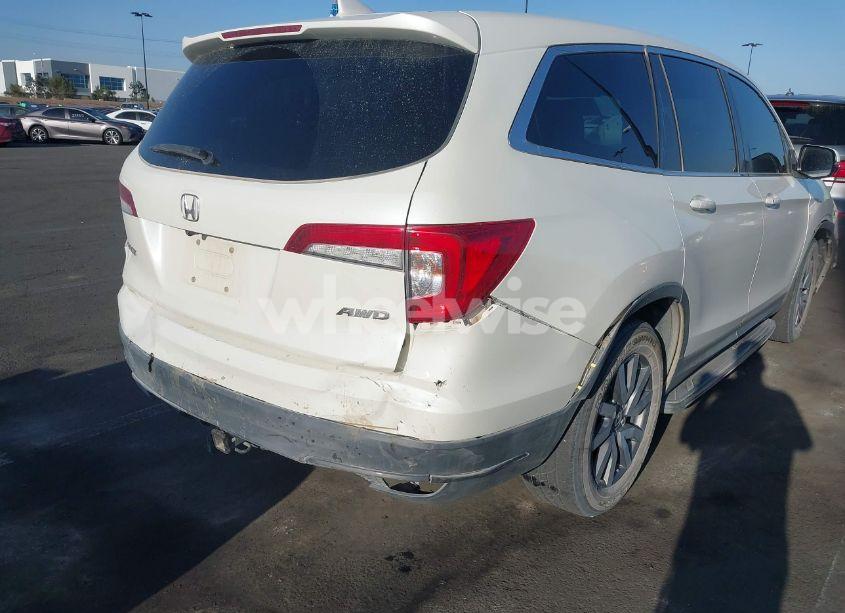 Photo 4 of 2019 Honda Pilot EX (VIN 5FNYF6H39KB036213)