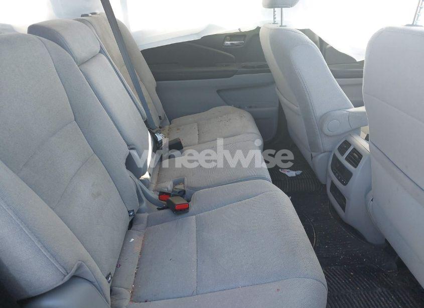 Photo 8 of 2021 Honda Pilot AWD EX (VIN 5FNYF6H39MB008253)