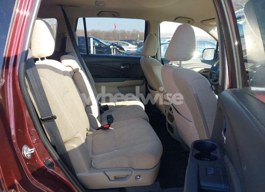 Photo 8 of 2021 Honda Pilot AWD EX (VIN 5FNYF6H39MB093403)