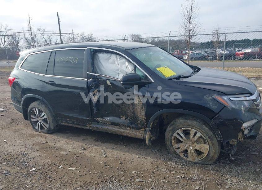 Photo 12 of 2016 Honda Pilot EX (VIN 5FNYF6H3XGB043405)