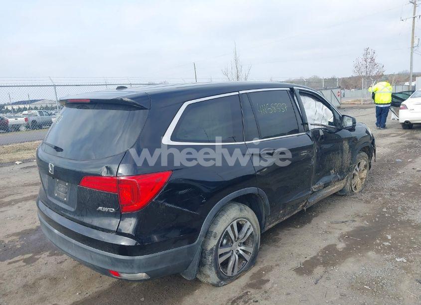 Photo 4 of 2016 Honda Pilot EX (VIN 5FNYF6H3XGB043405)