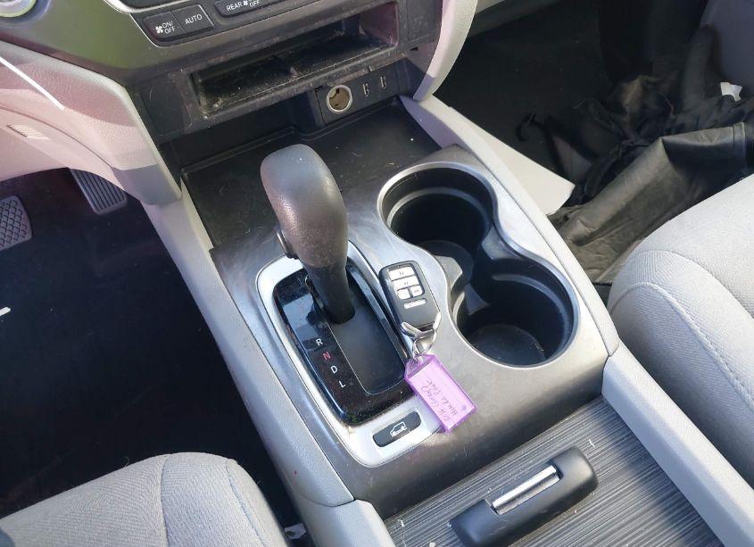 Photo 11 of 2016 Honda Pilot EX (VIN 5FNYF6H3XGB107359)