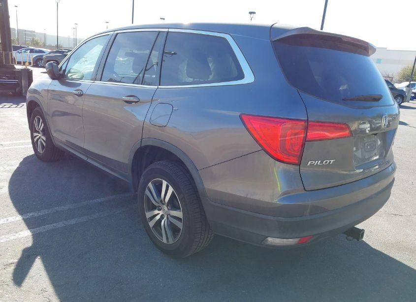 Photo 3 of 2016 Honda Pilot EX (VIN 5FNYF6H3XGB107359)