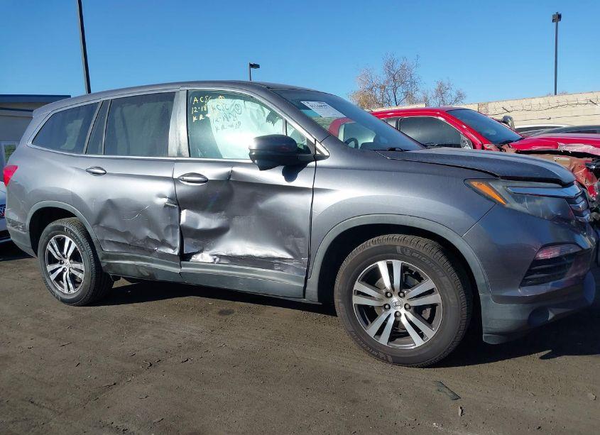 Photo 6 of 2016 Honda Pilot EX (VIN 5FNYF6H3XGB107359)