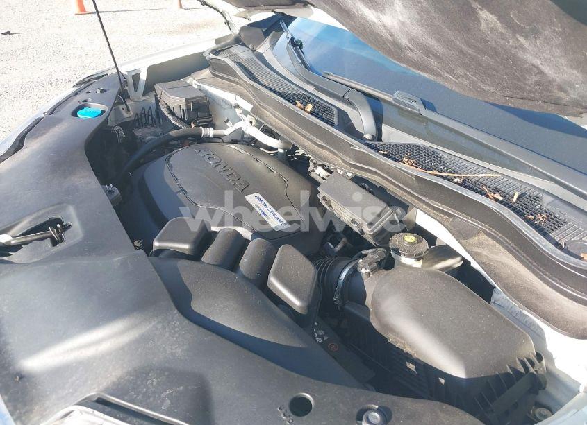 Photo 10 of 2017 Honda Pilot EX (VIN 5FNYF6H3XHB051344)