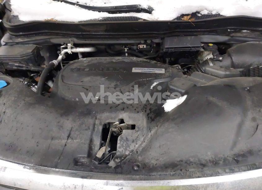 Photo 10 of 2017 Honda Pilot EX (VIN 5FNYF6H3XHB066619)