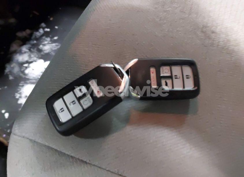 Photo 11 of 2017 Honda Pilot EX (VIN 5FNYF6H3XHB066619)