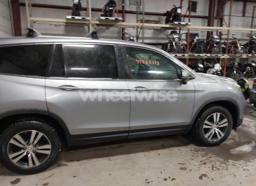 Photo 13 of 2017 Honda Pilot EX (VIN 5FNYF6H3XHB066619)
