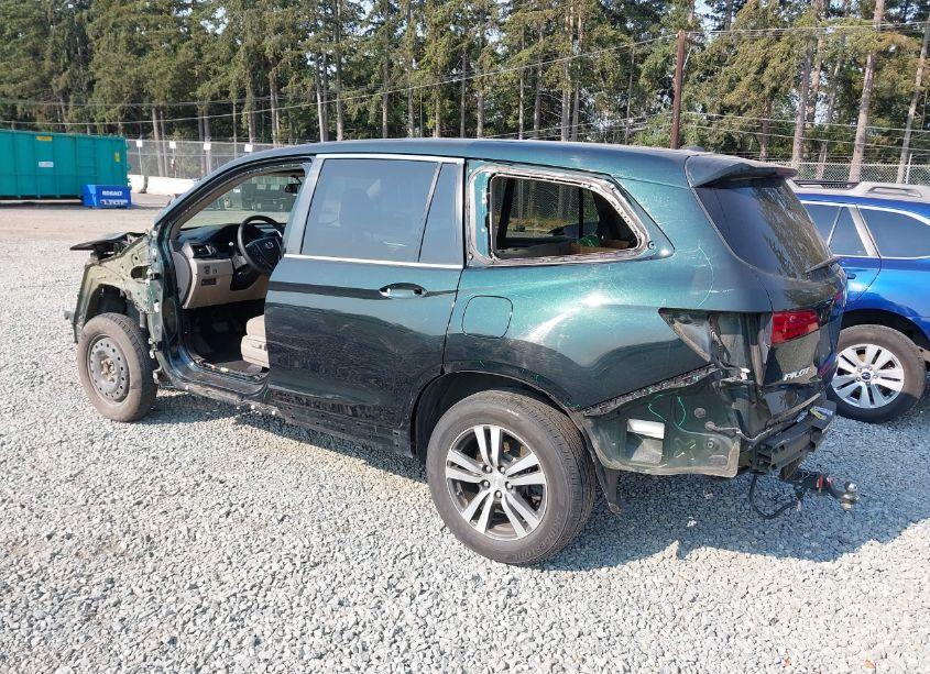 Photo 3 of 2018 Honda Pilot EX (VIN 5FNYF6H3XJB036638)